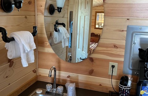 Idaho City Hotel | The Gold Mine Hotel