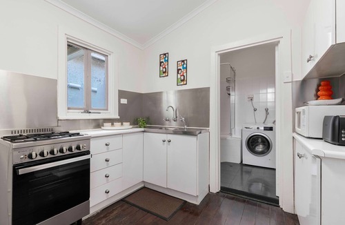 Henley Beach Apartment | The Golden Key Henley Beach