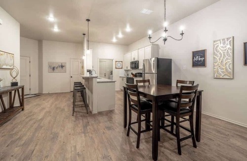 North by Northwest Condo | The Golden Paradise 2BR 2BA New Construction