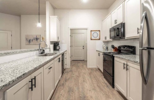 North by Northwest Condo | The Golden Paradise 2BR 2BA New Construction