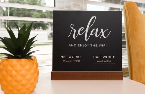 Wadeview Park Apartment | THE GOLDEN SODO STUDIO!!