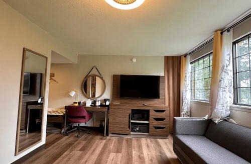 Upper Darby Hotel | THE GOLFERS INN