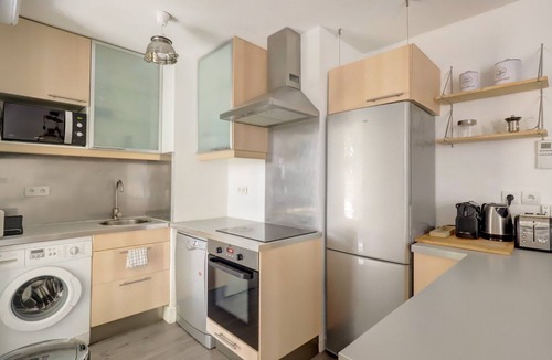 Toulouse West Apartment | The Good Journey ~ Terrace ~ Parking ~ Basso Cambo