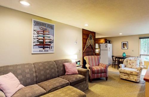 Bridgton House | The Good Knight