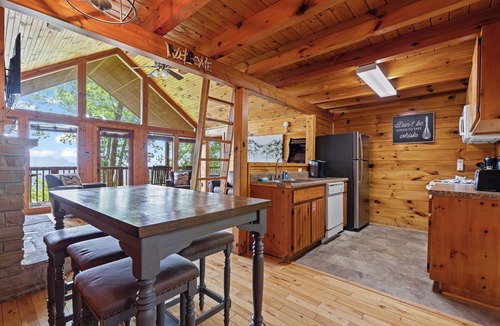 Gatlinburg - Pigeon Forge Cabin | The Good Place