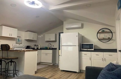 Baiting Hollow House | The Good Times House