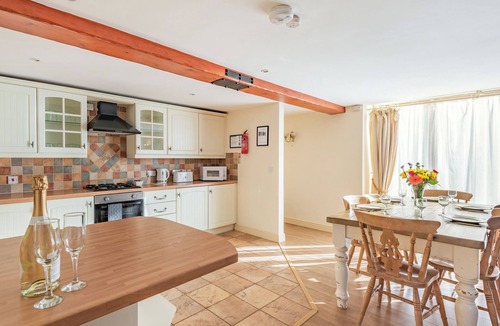 Arnold Cottage | The Grainery - UK37516