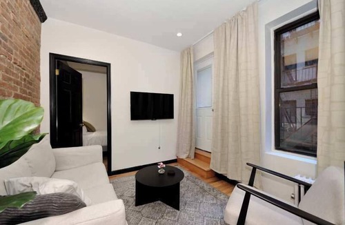 Kips Bay Apartment | The Gram Vibe 8581