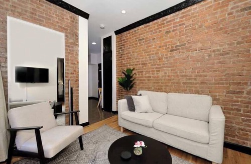 Kips Bay Apartment | The Gram Vibe 8581