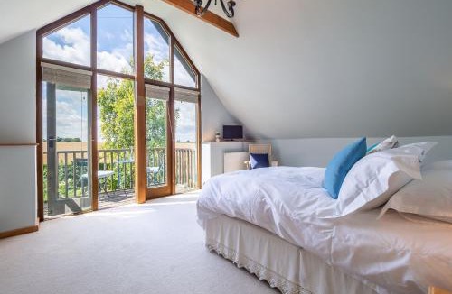 Newmarket House | The Granary, Dunstall Green