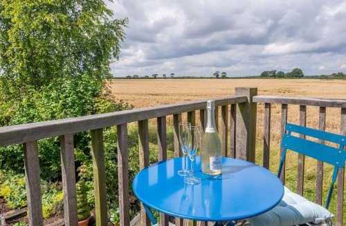 Newmarket House | The Granary, Dunstall Green