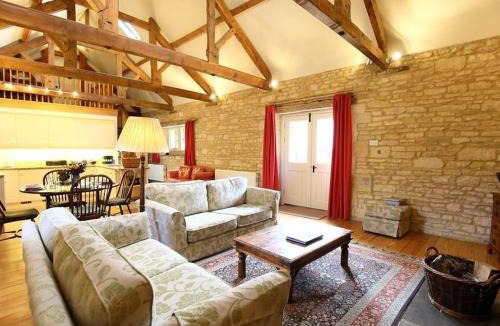 Bourton House | The Granary