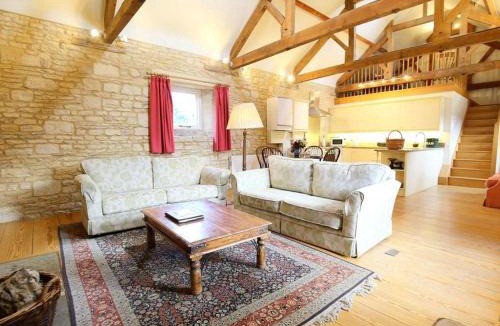 Bourton House | The Granary