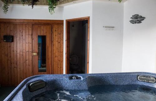 Hartland House | The Granary