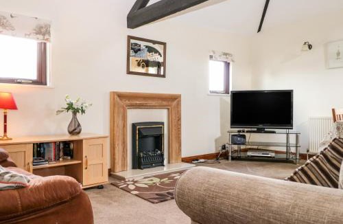 Edburton Apartment | The Granary