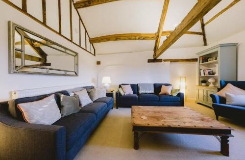 Little Stoke House | The Granary- Hopewell