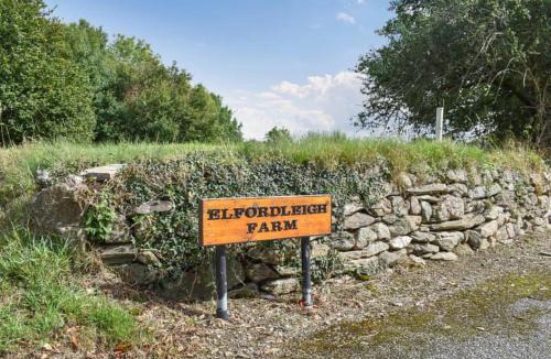 Plympton Apartment | The Granary House - Long Stayz