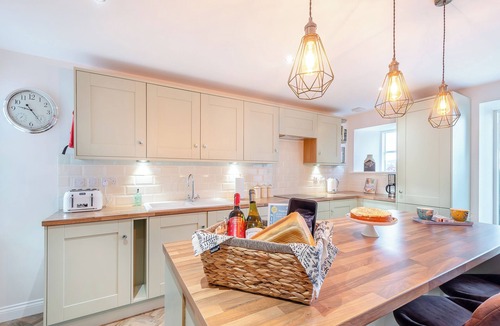 Ayr Cottage | The Granary Loft - UK45342