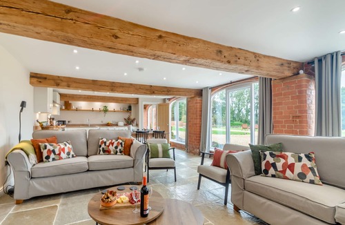Kilnwick Cottage | The Granary - UK46002