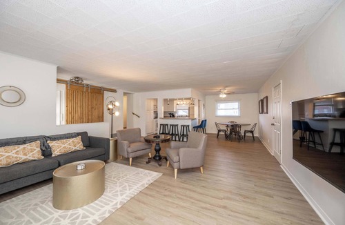 Ludlow Apartment | The Grand Elm Suite 2