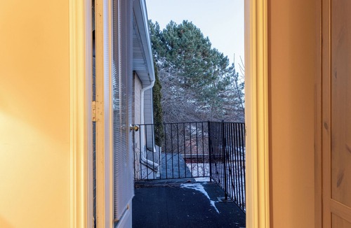 Richmond Hill House | The Grand Family Retreat