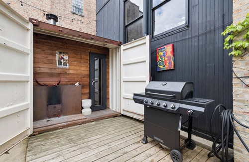 Logan Square House | The Grand Kimball Lodge, Logan Square, Sleeps 15