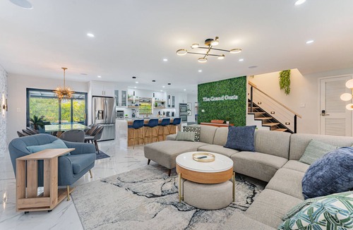 Bay Crest Park House | The Grand Oasis, Tampa's Best
