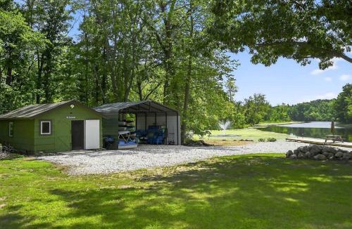 Onondaga House | The Grand RiverHouse & Bunkhouse & Camper