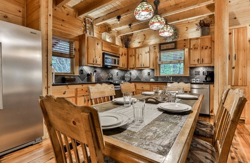 Blue Ridge Cabin | The Grand Toccoa Retreat