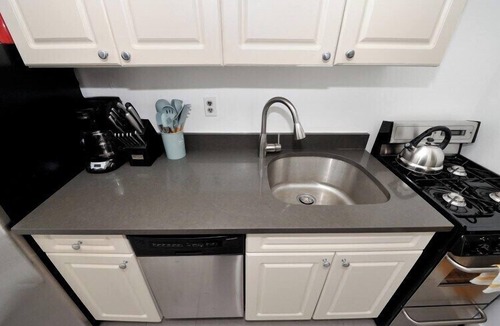 Midtown East Apartment | The Grand V Vibe 8632