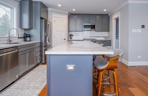 Fox Lake Condo | The Grand View on Pistakee Lake | Pool, Pier & Stunning Panoramic Lake Views