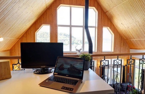 Mauricie Ski Chalet | The Grandiose | Spa | Campfire | Riverside | Pool Table