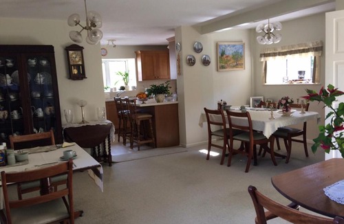 Newton Ferrers Bed & Breakfast | The Grange Accommodation, Waye Farm, Ermington, Devon