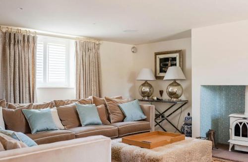 Shrewsbury House | The Grange At Hencote Vineyard