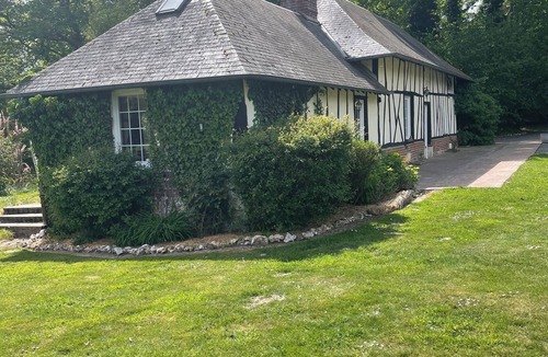 Theillement House | The Grange du Petit Bois, a beautiful old Norman building
