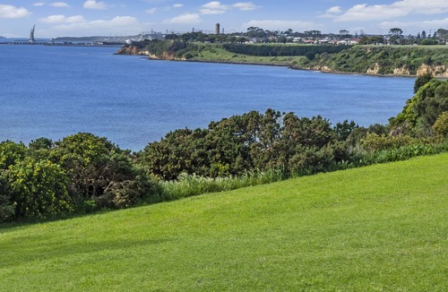 Portland North House | 'The Grange' - Panoramic Sea Views!