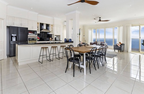 Portland North House | 'The Grange' - Panoramic Sea Views!