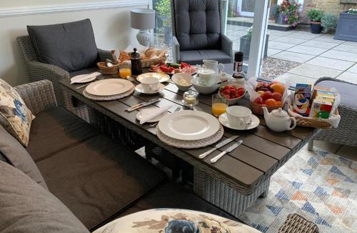 Waterbeach Apartment | The Grapevine Studio