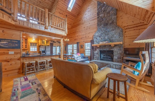 Saugatuck Cabin | The Great Escape - Cabin with shared pool access and Goshorn Lake access