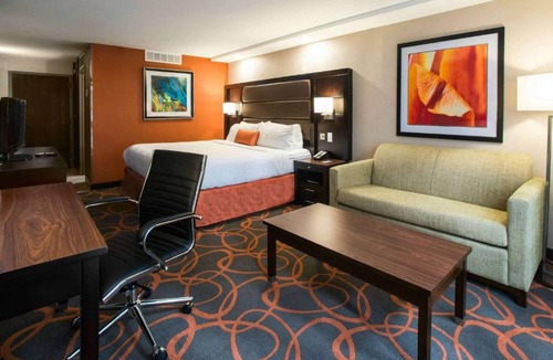 Alton Hotel | The Great Rivers, an Ascend Collection Hotel