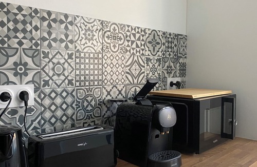 Perigueux Apartment | The green box