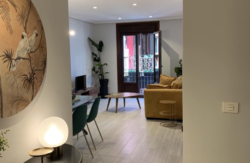 Bilbao Old Town Apartment | "The green door" -Casco Viejo-Old Town-
