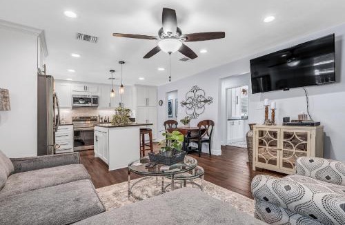 Brenham House | The Green Emerald