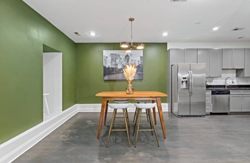 Washington Park Condo | The Green Oasis- 4bdrm 3bath Condo- 11 mins from DTWN
