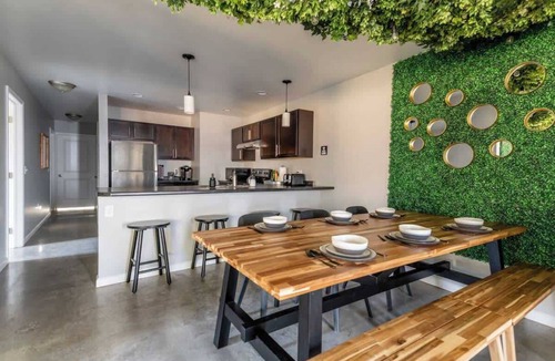Ithaca House | The Greenhouse: Modern Rural Escape
