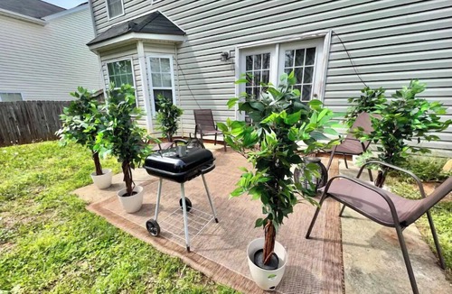 Greensboro House | THE Greensboro Escape