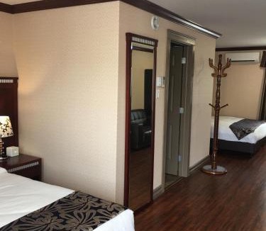 New Minas Hotel | The Greensboro Inn