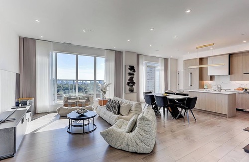 Willowdale Apartment | The Greenville Deluxe Suites & Towers