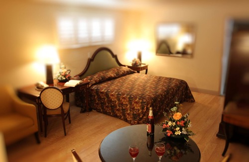Price Hotel | The Greenwell Inn