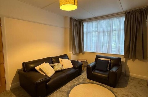 Woodside House | The Grenadine House